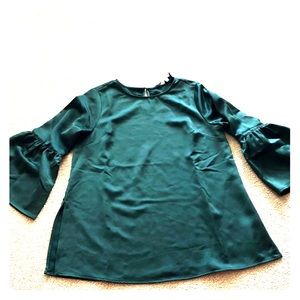 Bell sleeved tunic shirt